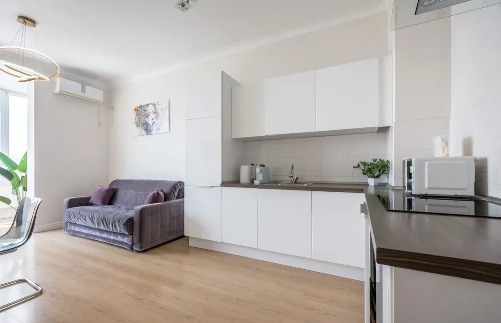 Просторная квартира с лучшим видом на Мост Поцелуев и реку Кубань