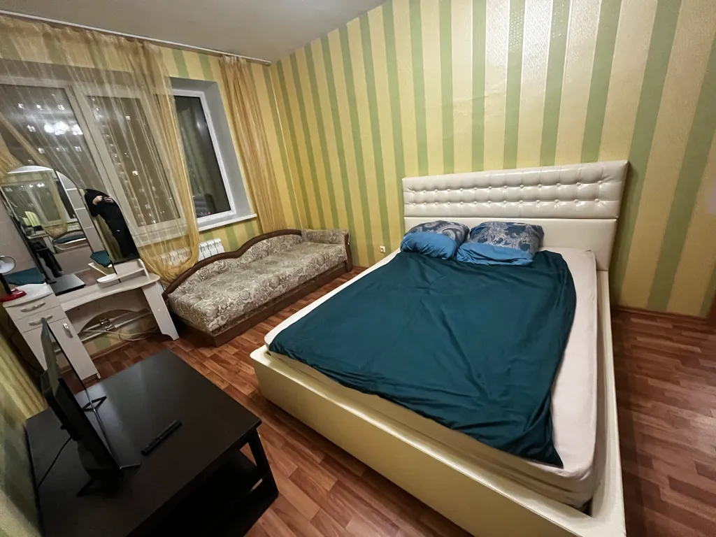 Квартира Просторная двухкомнатная квартира в Колпино — Тельмана