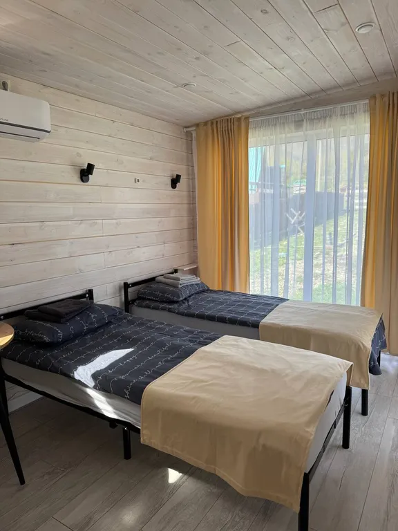 Коттедж Уютный гостевой домик Скандинавия №1 с видом на горы — аренда посуточно в Анос