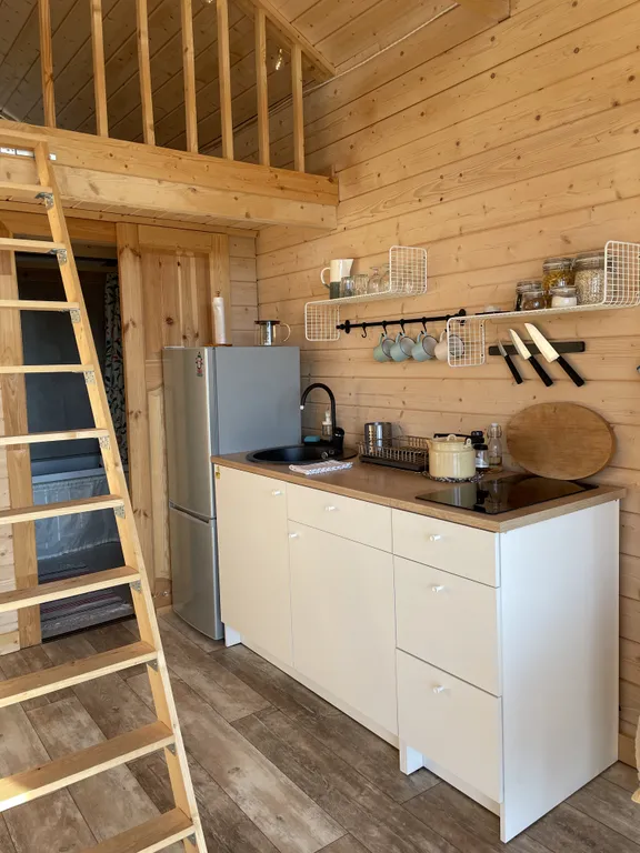 Уютный дом белый