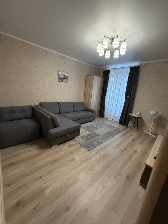 Квартира у парка и озера