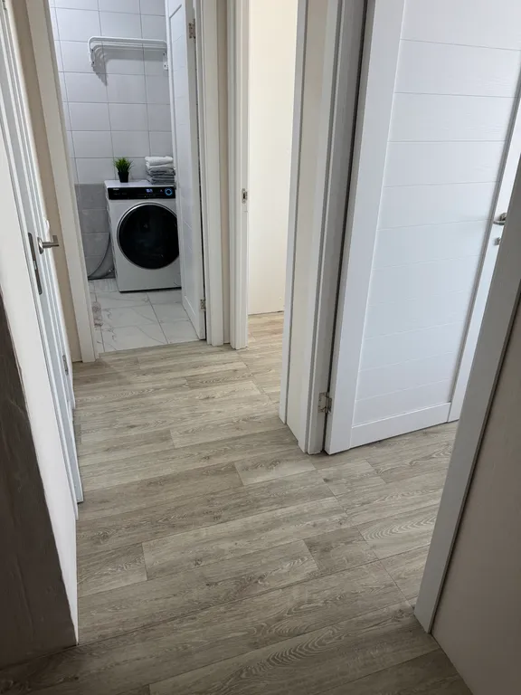 Высокий этаж, окна в пол, новый дом