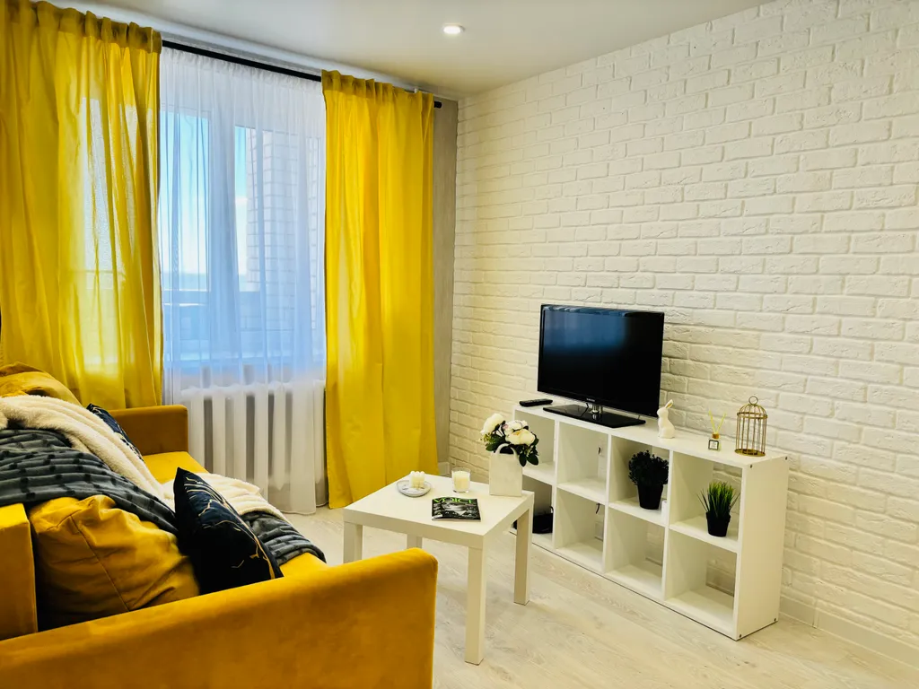 Светлая студия