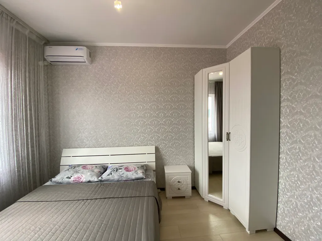 4-комнатная Квартира