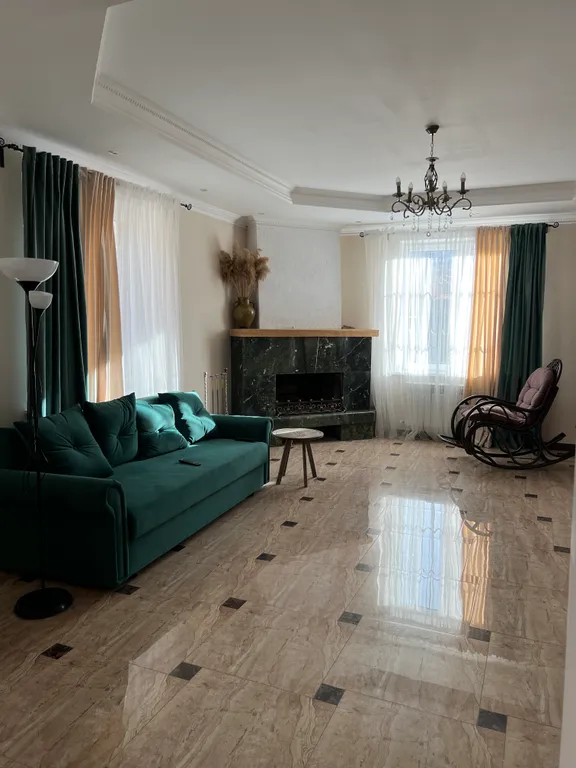 4-комнатный Дом