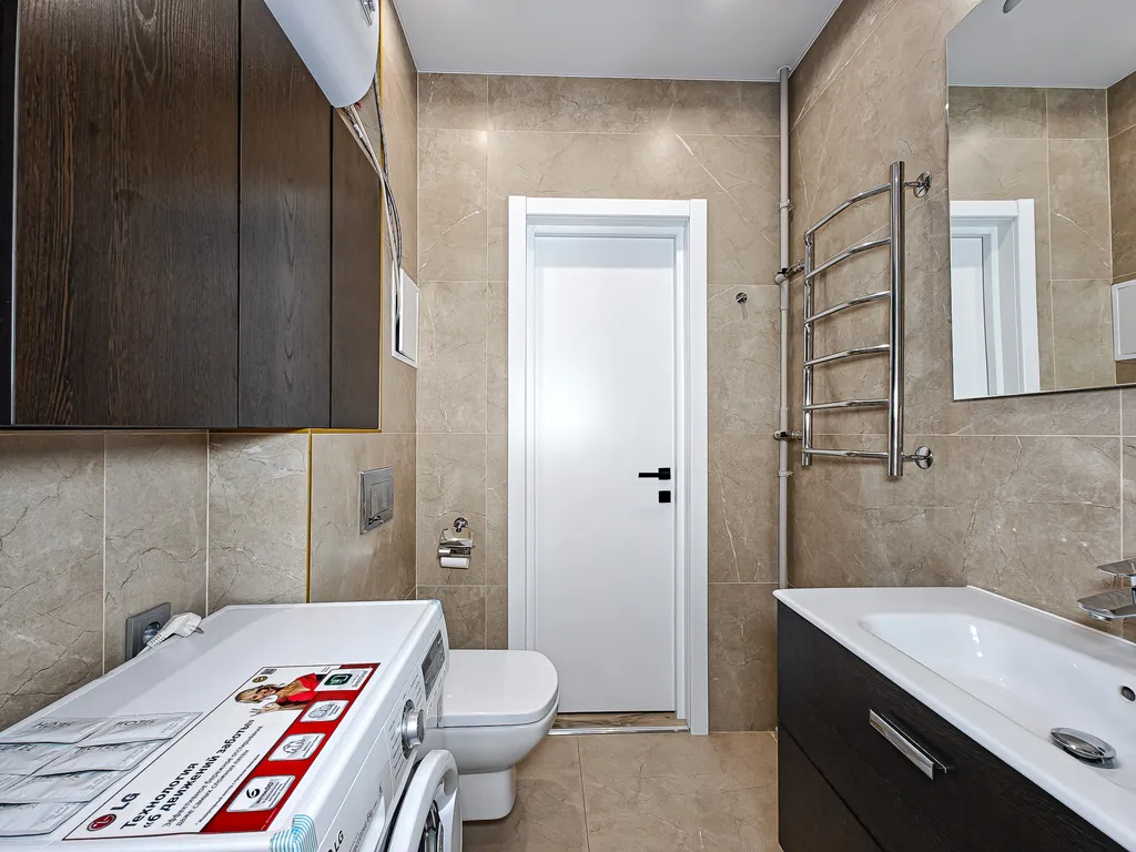 Двухкомнатная студия с шикарным видом на реку Михайловской набережной