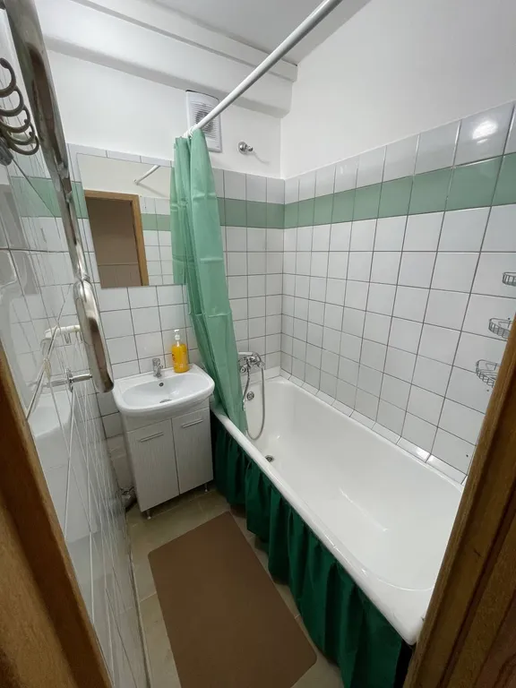 Квартира 3-комнатная Квартира — Колпино