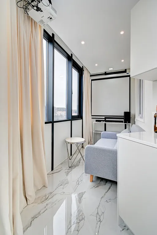 Квартира Квартира Двухкомнатная с 2 санузлами, проектором на балконе, бассейном на территории — Адлер