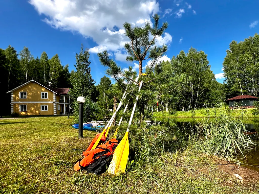 Уютный элитный коттедж на берегу озера рядом с трассой М1