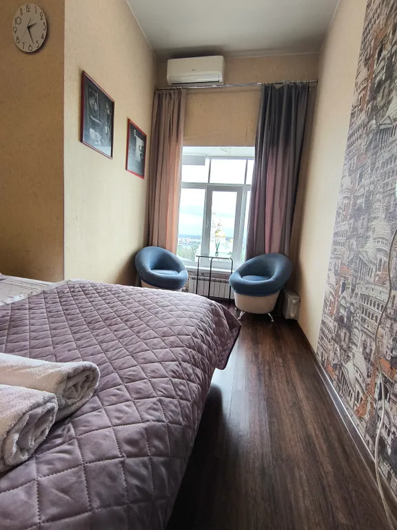 Двухуровневая студия с шикарным видом на весь город