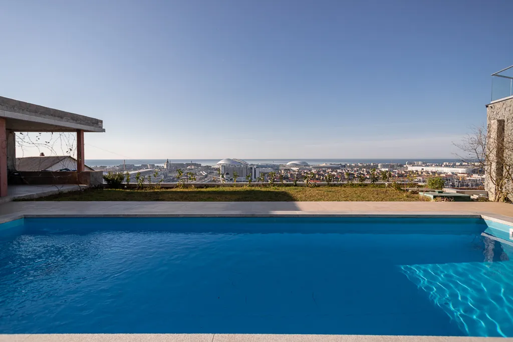 Коттедж Deluxe апартаменты с бассейном и видом на море — Сириус