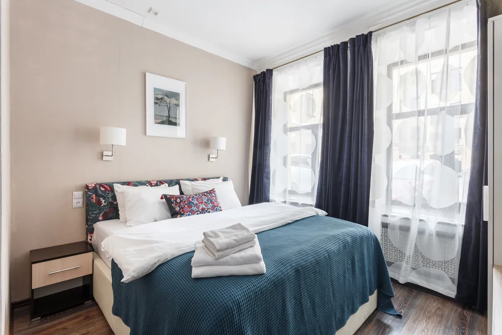 Квартира Комната с санузлом и видом во двор у Исаакиевского собора — Санкт-Петербург