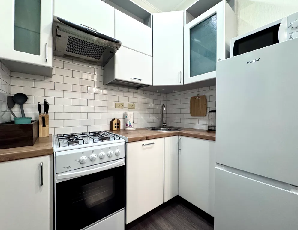 Центр, 3 комнаты, отличный ремонт! Удобные спальные места.