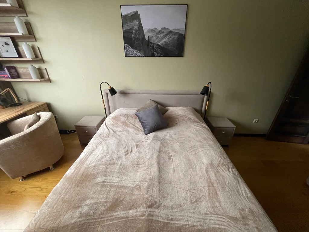 2-комнатный апартамент с видом на Аигбу