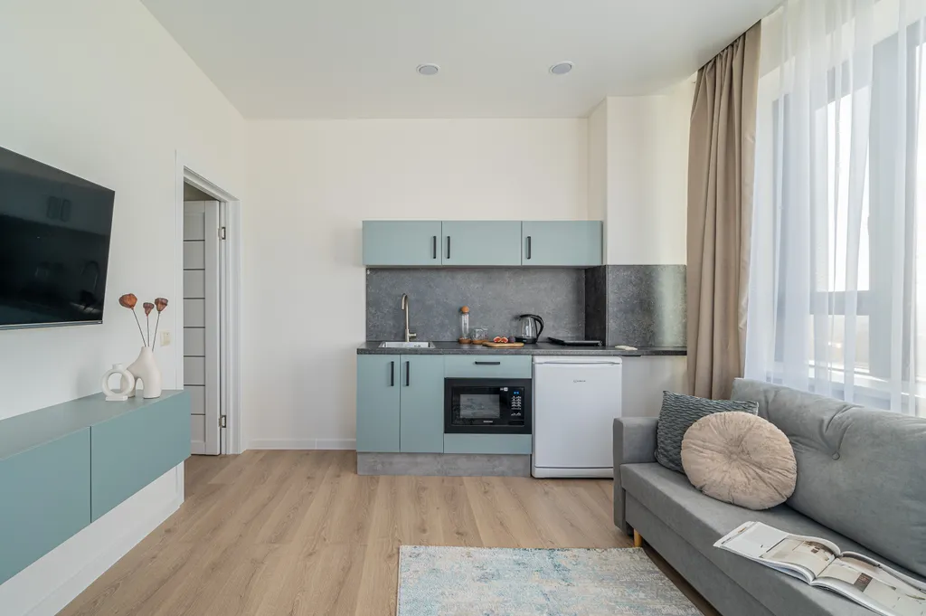 Просторная видовая квартира бизнес-класса в центре