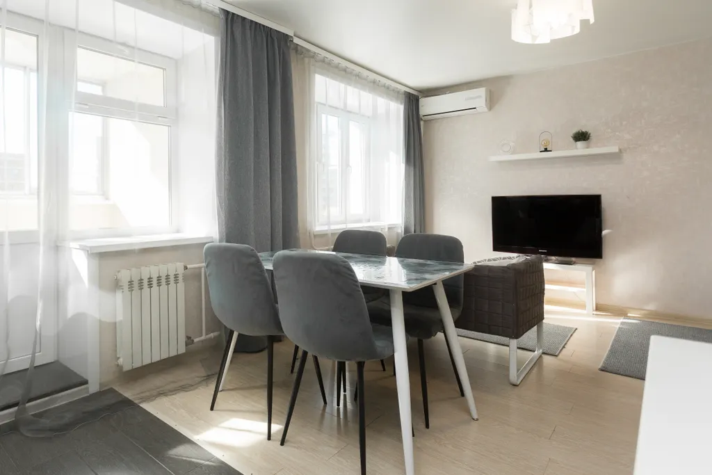 Чистая уютная студия в центре. Заселение до 23-00 ч