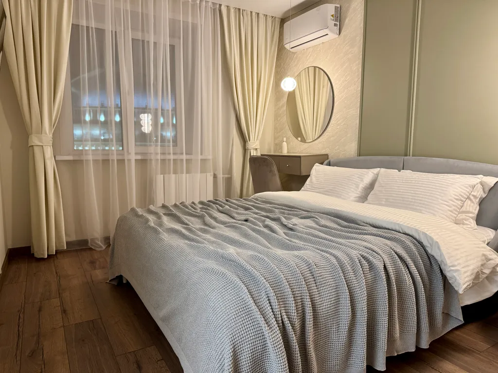 Трёхкомнатные апартаменты с видом на оперный театр