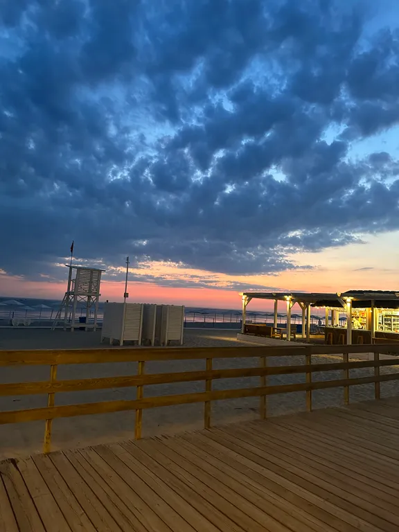 Квартира с панорамным видом на море