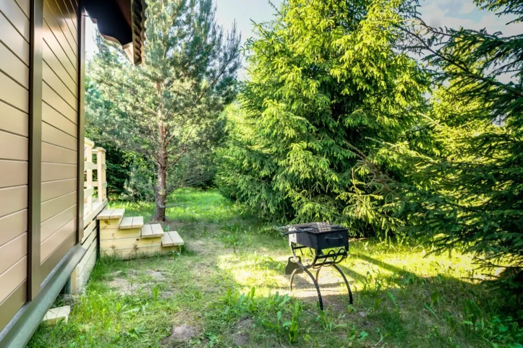 Коттедж Коттедж Шале у Леса — Луга