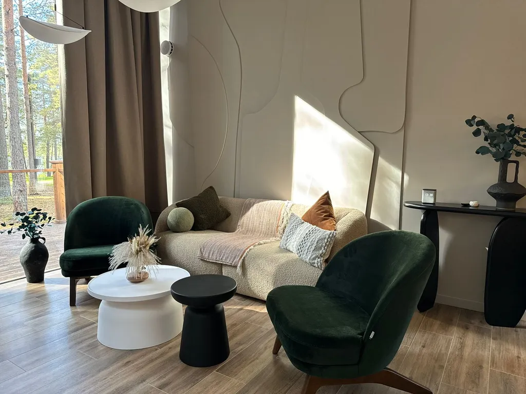 Загородный парк ШишкинЪ. Большой панорамный коттедж с видом на озеро