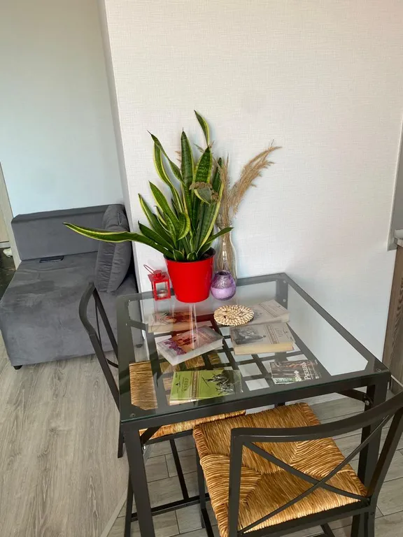 Esenin Sky Studio ll