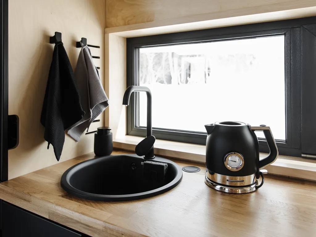 Коттедж «Хибины» с видом на горы и просторной верандой