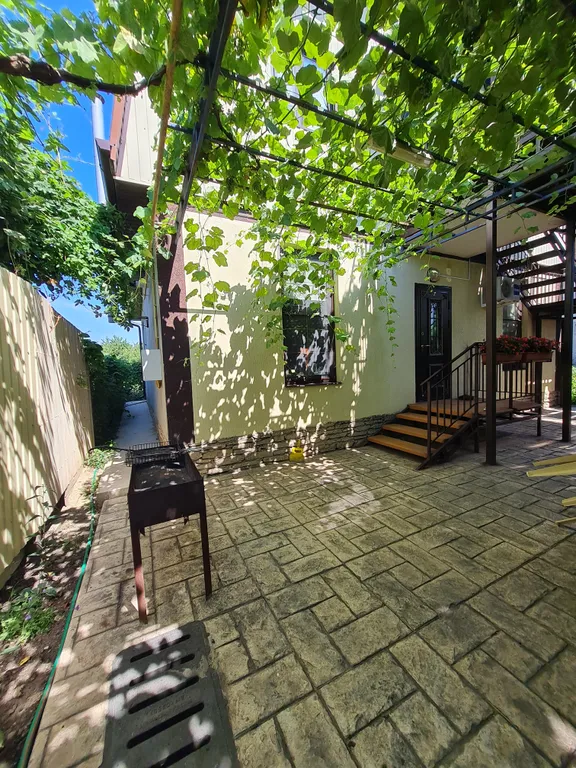 Часть дома с отдельным входом