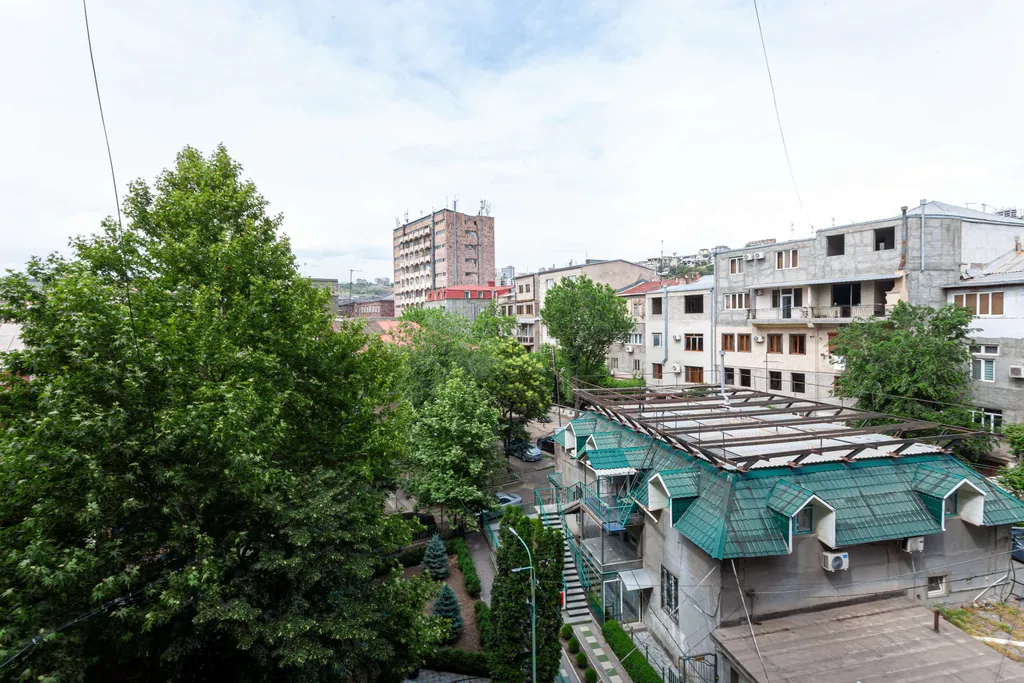 Маленькая уютная квартира с 2 спальнями в центре