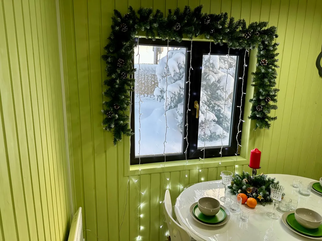 Коттедж Дом у озера и леса — Снегиревка