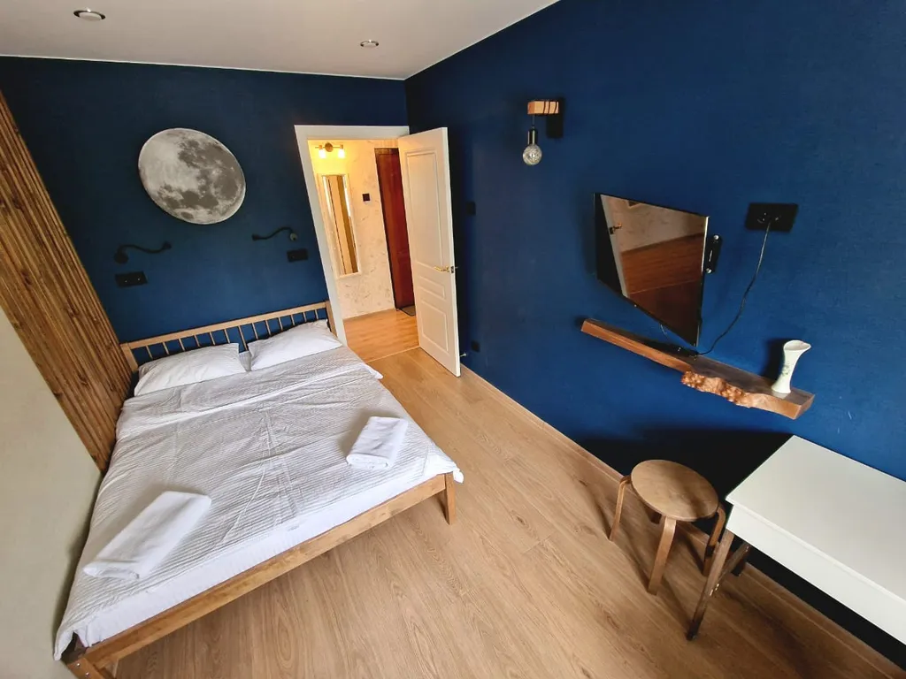 Дизайнерские апартаменты Луна сети Багет