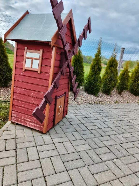 Агроусадьба с баней, на реке Птичь под Минском, с прудом