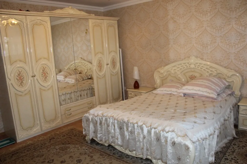 3-комнатная Квартира — аренда посуточно в Владикавказ