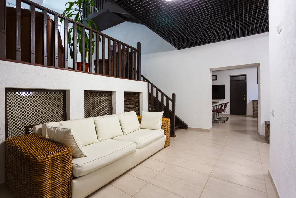 Дом с сауной и теннисными кортами