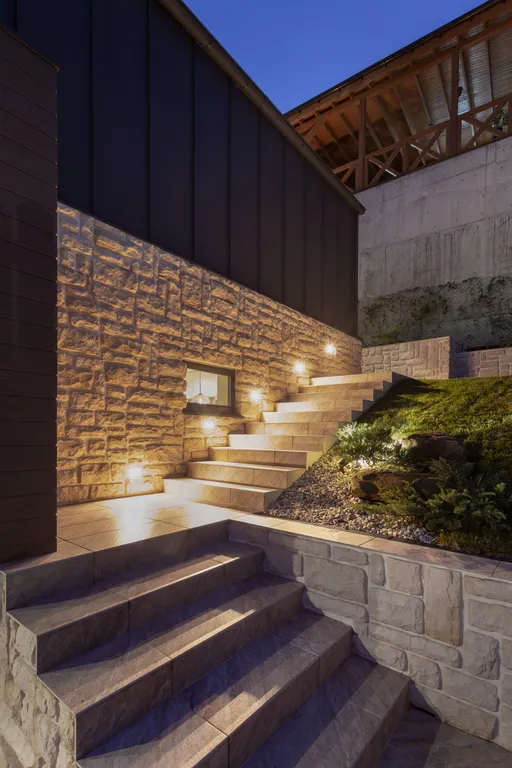 Коттедж Уникальный дом архитектора с видом на горы — Барановка