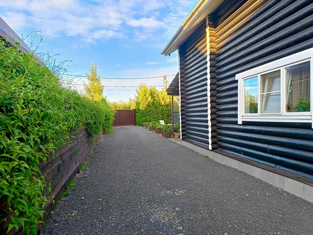 Уютный дом с бильярдом и сауной на побережье водохранилища