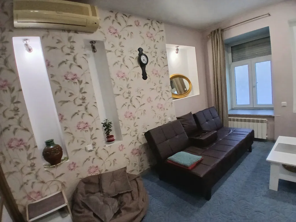 Атмосферная двухуровневая квартира с сауной