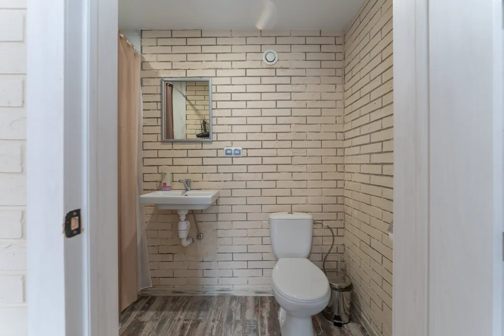 Дом с баней и бассейном