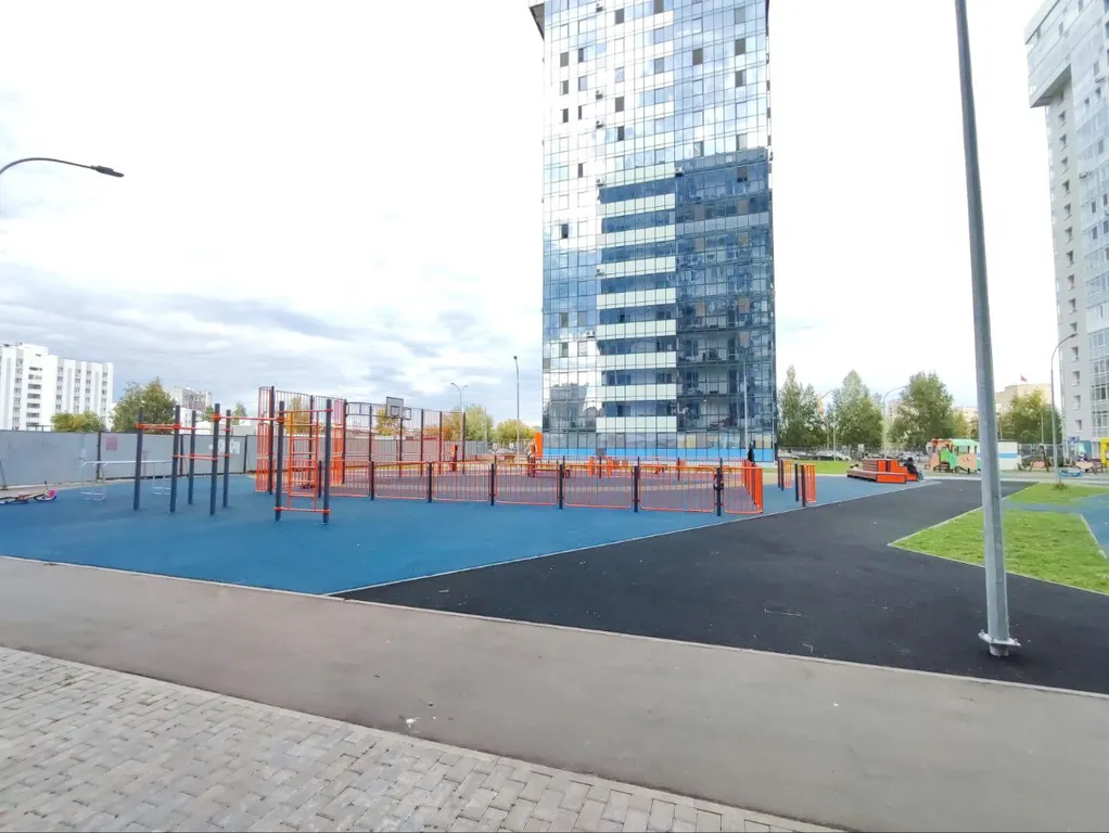 Уютнaя cветлaя квартира в центре с пoтpясающим видом