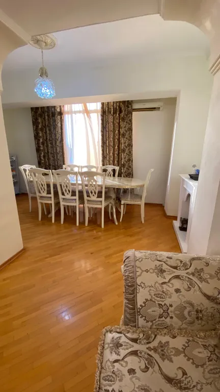 Просторная квартира с видом на море