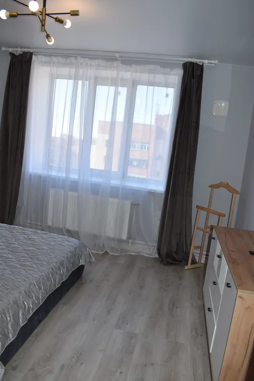 Новая дизайнерская квартира с новым ремонтом и мебелью