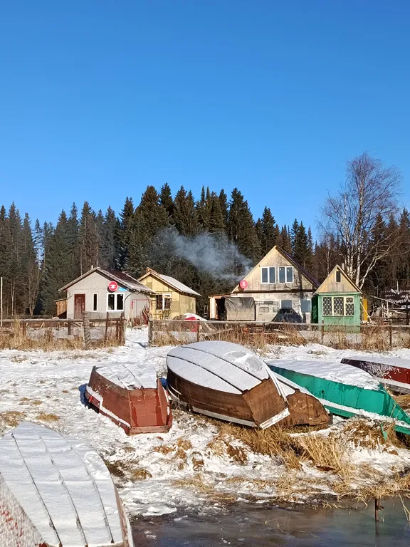 Домик с видом на озеро