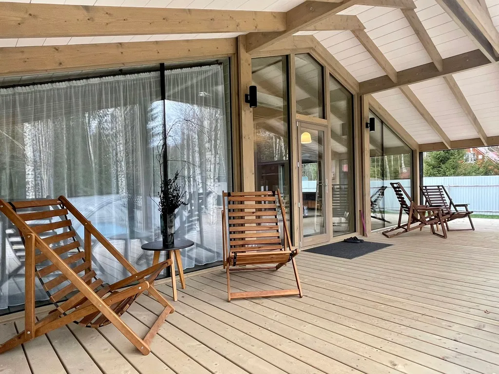 Коттедж Дом с летним бассейном (4 спальни) — Дубна