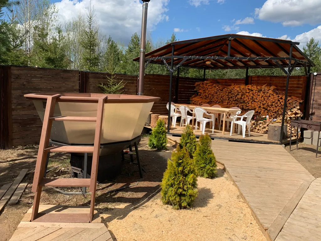 Гостевой дом солнечный день