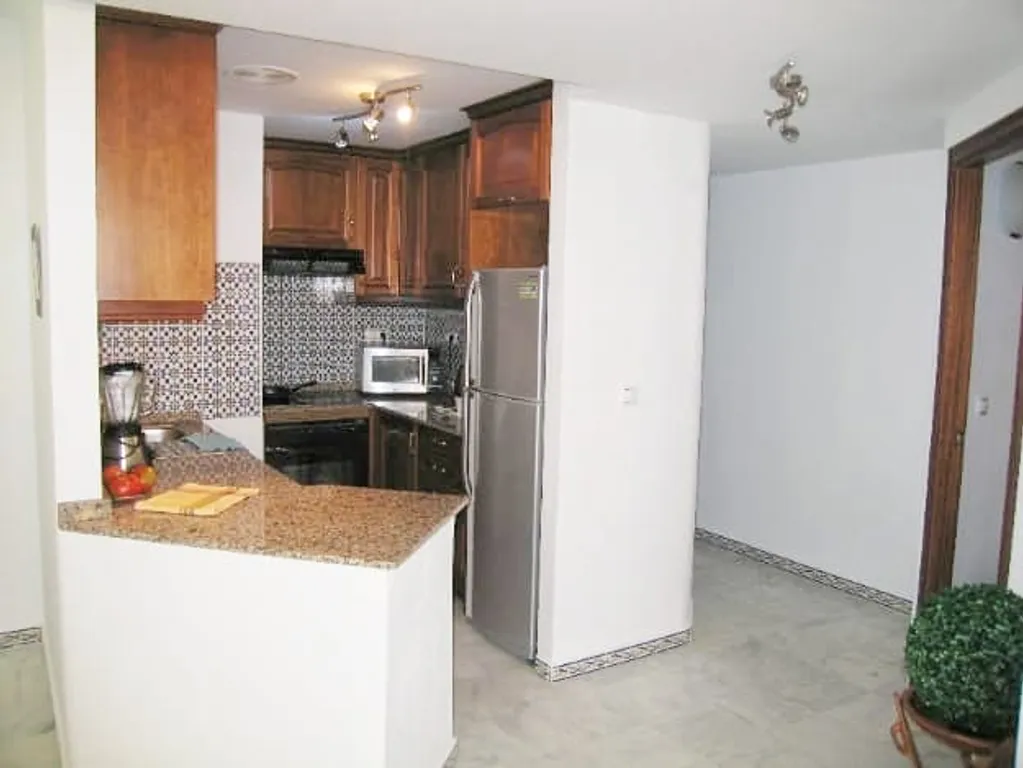 4-комнатная Квартира