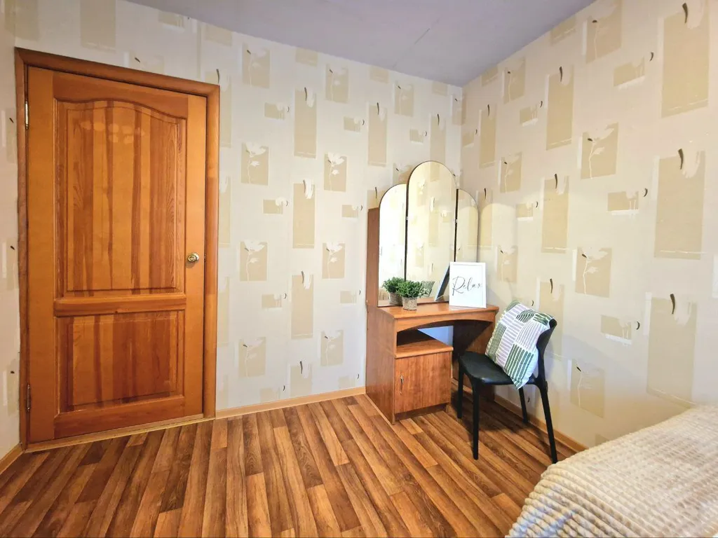 Квартира Трёхкомнатная квартира — Екатеринбург