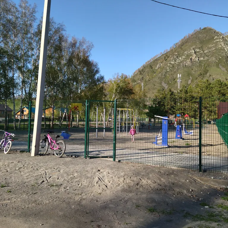 Усадьба зелёный свет