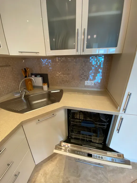 Королевский Парк 3х комнатная с видом на море