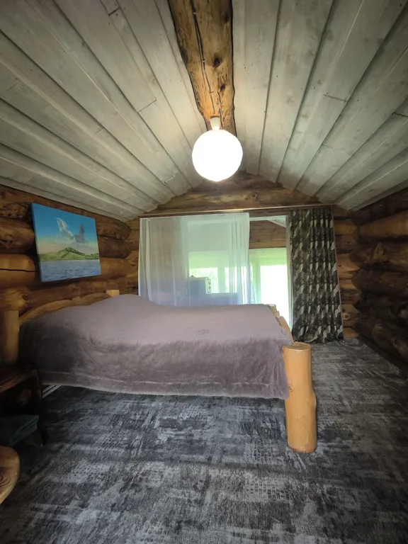 Кедровый коттедж на берегу Катуни