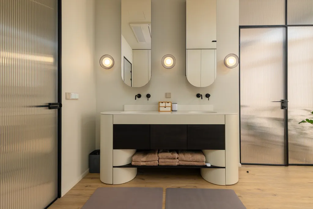 Таунхаус с собственным бассейном в ЖК Лазурный берег