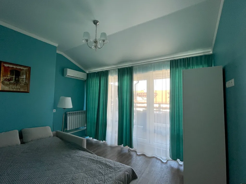 4-комнатная Квартира